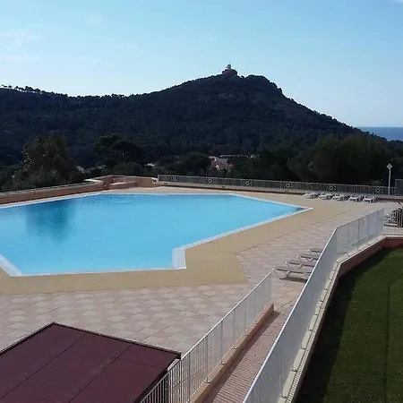 Cap Esterel 6 Pers Vue Classe 3 Etoiles Сен-Рафаэль