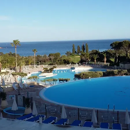 Apartment Cap Esterel 6 Pers Vue Classe 3 Etoiles *
