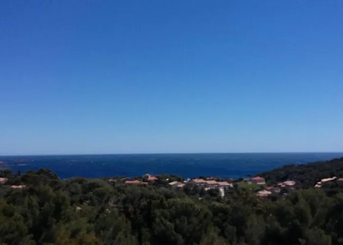 Cap Esterel 6 Pers Vue Classe 3 Etoiles * Saint-Raphaël