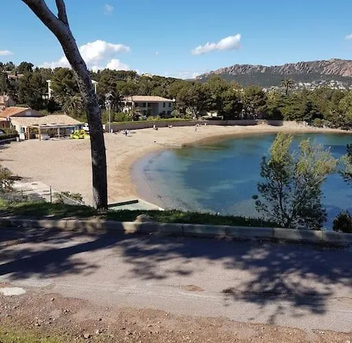 Cap Esterel 6 Pers Vue Classé 3 Etoiles * Saint-Raphaël